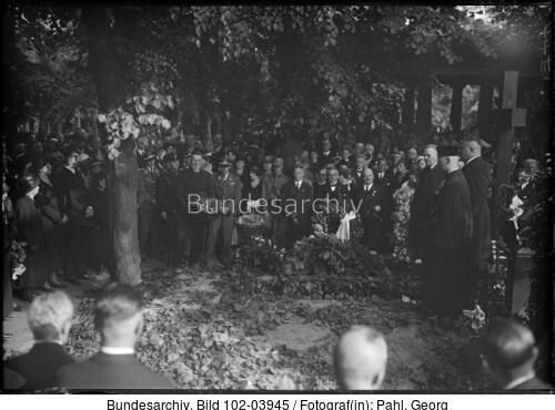 Berlin, Beisetzung Marga von Etzdorf
