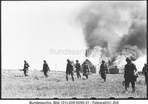 Russland-Nord, Infanterie auf Feld