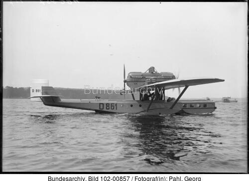 Flugboot Dornier J "Wal"