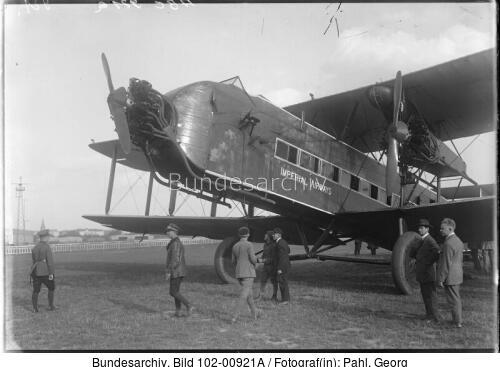 Berlin-Tempelhof, Flugzeug Argosy Mk I