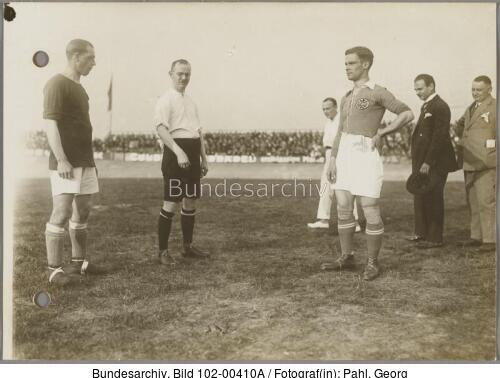 Berlin, Fußballspiel England-Deutschland