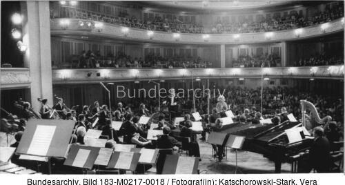 Berlin, Musikbiennale, Eröffnung