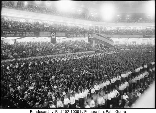 Berlin, Wahlversammlung der NSDAP im Sportpalast