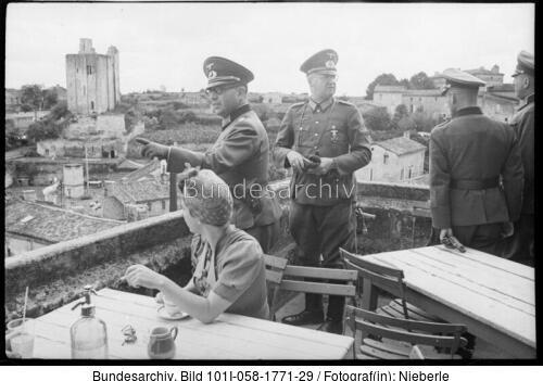 Frankreich, Saint Emilion, Blick von Hotelterrasse