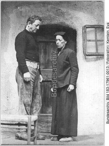 Berlin, DT, Szene aus "Die Gewehre der Frau Carrar"