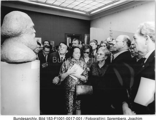Dresden, VI. Deutsche Kunstausstellung, Eröffnung