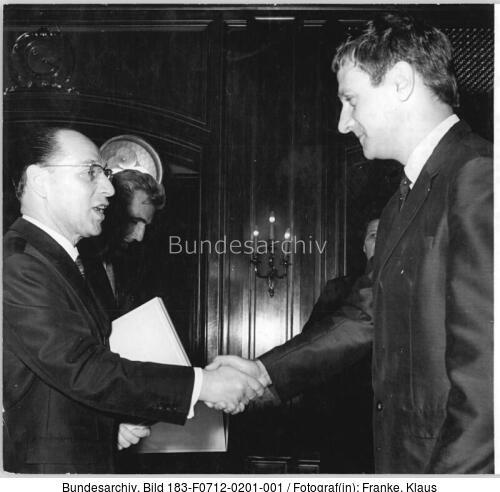 Berlin, Lessing-Preis an Benito Wogatzki