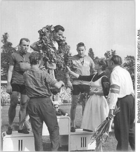 Potsdam, DDR-Radrundfahrt, Siegerehrung