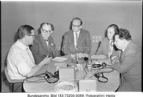 Frankreich-Paris, Rundfunkgespräch, Prof. Dr. Budzislawski