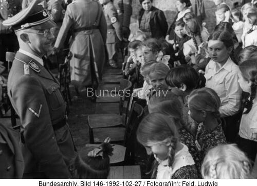 Warthegau, Himmler, Besuch einer Schule