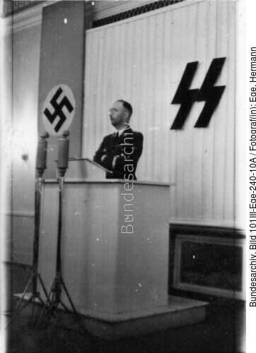 Österreich, Heinrich Himmler am Rednerpult