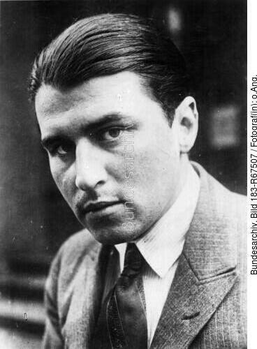 Carl Zuckmayer