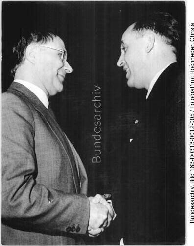 Berlin, DDR-Kunstpreis an Theo Balden