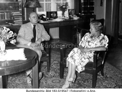 Arthur Greiser mit Gattin