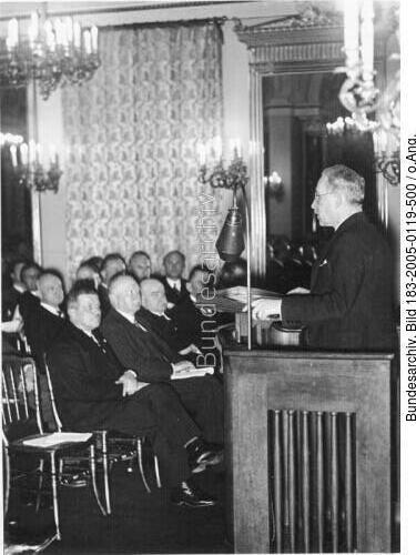 Berlin, Rede Paul Eltz v. Rübenach