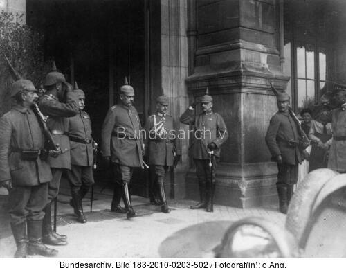Paul v. Hindenburg, Friedrich v. d. Schulenburg