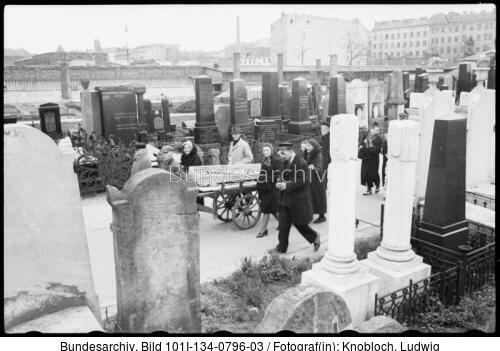 Polen, Ghetto Warschau, Jüdischer Friedhof, Beerdigung