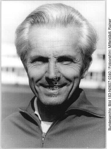 Georg Buschner