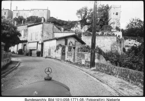 Frankreich, Saint Emilion, Straßenszene