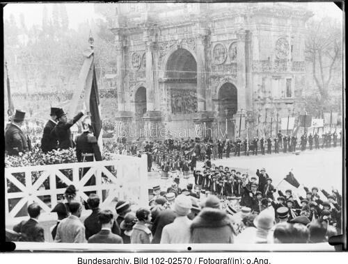 Rom, Empfang Benito Mussolinis