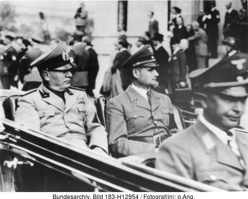 <span class="match">Münchener Abkommen</span>, Mussolini und Hess