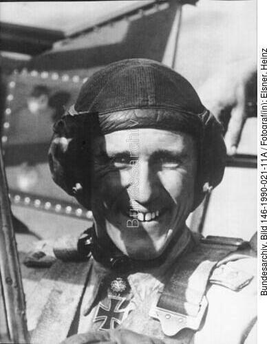 Günther Rall in Flugzeug Me 109
