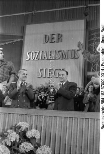 Berlin, V. SED-Parteitag, Stoph, Kadar