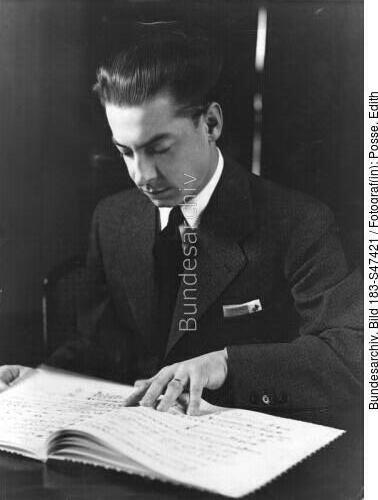 Herbert v. Karajan