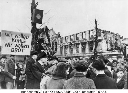 Krefeld, Hungerwinter, Demonstration