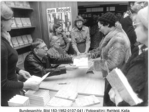 Berlin, Autogrammstunde Heinz Knobloch