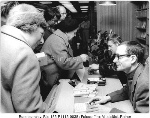 Berlin, Autogrammstunde Heinz Knobloch, Uwe Berger