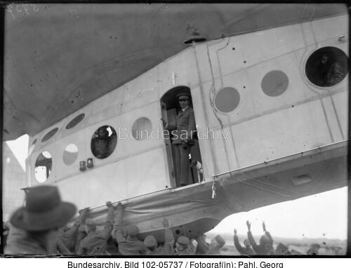 Stolp, Luftschiff "Italia", Landung