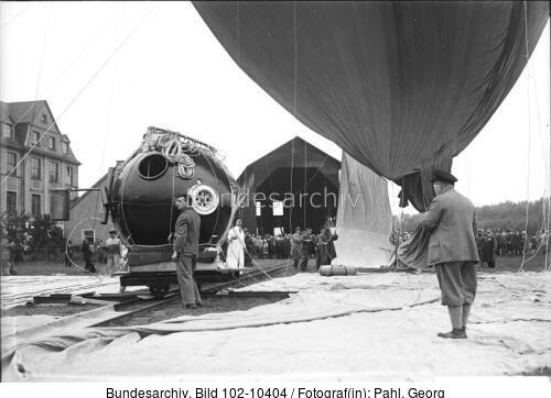 Augsburg, Testflug eines Stratosphärenballons
