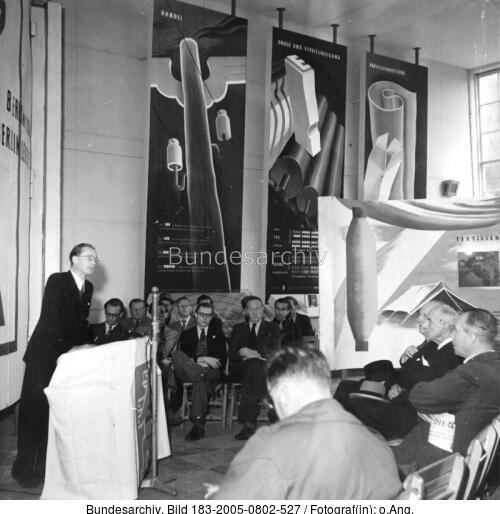 Hamburg, Berliner Pavillon, Rede Professor Schiller