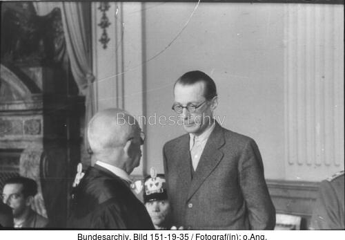 Berlin, Volksgerichtshof, Graf Schwerin von Schwanenfeld