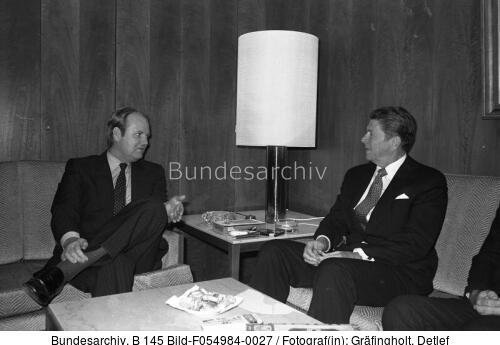 Ronald Reagan, Dietrich Stobbe