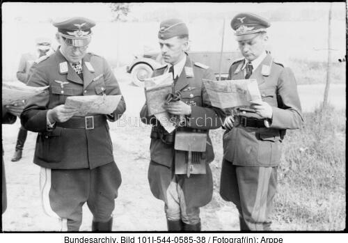Mecklenburg, General Student bei Besprechung