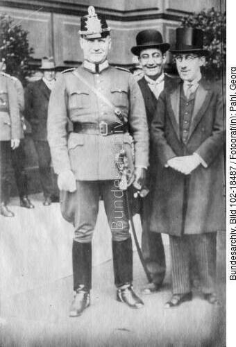 Berlin, Magnus Heimannsberg, Bernhard Weiss