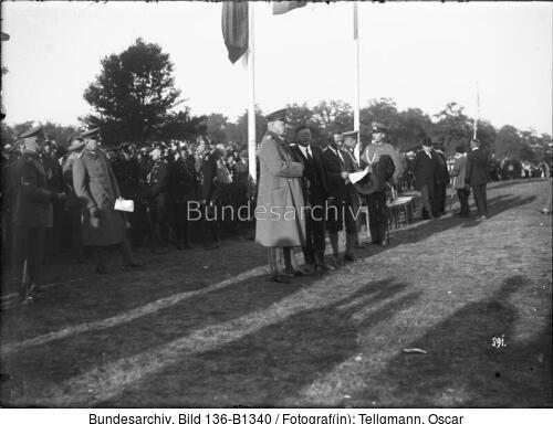 Flugtag Bad Mergentheim, Paul v. Hindenburg, Oskar v. Hindenburg