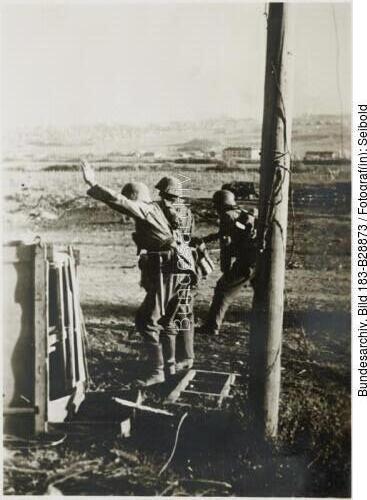 Russland, <span class="match">Stalingrad</span>, Artillerie-Soldaten