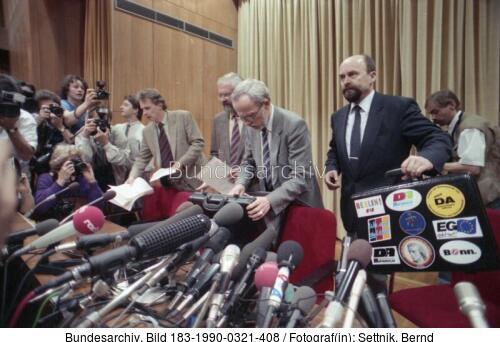 Berlin, Volkskammerwahl, Pressekonferenz