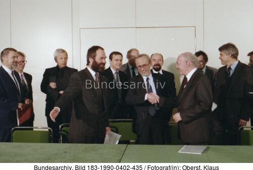 Berlin, DDR-Regierung, Koalitionsvertrag