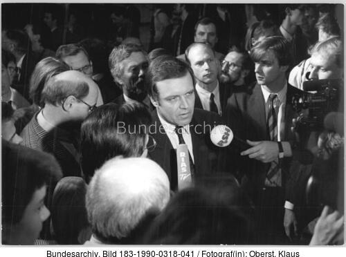 Berlin, Volkskammerwahl, Interview Volker Rühe