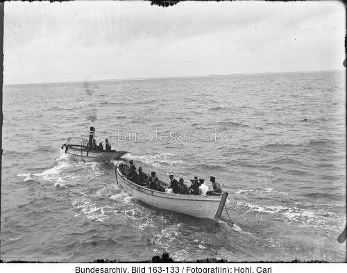 Togo, vor Lome, Brandungsboot