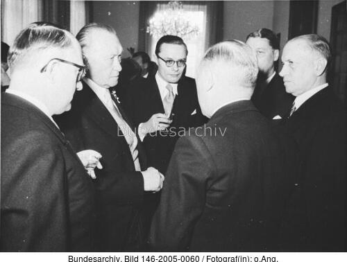 Empfang bei Bundeskanzler Konrad Adenauer