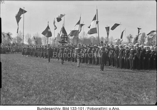 Worms, Hitlerjugend, Appell zur Maifeier
