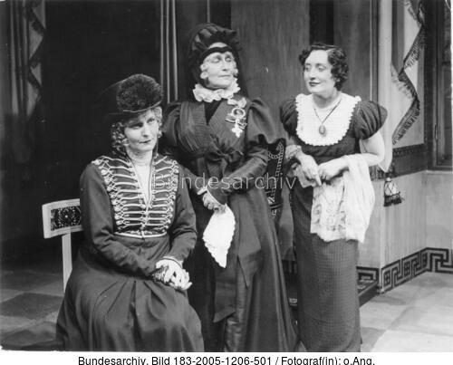 Berlin, Emmy Sonnemann, Elsa Wagner, Herma Clement