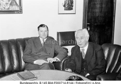 Bonn, Theodor Heuss und Jaime Torres Bodet