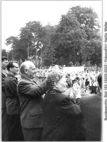 Dresden, Pioniertreffen, Abschlussveranstaltung Zuschauer