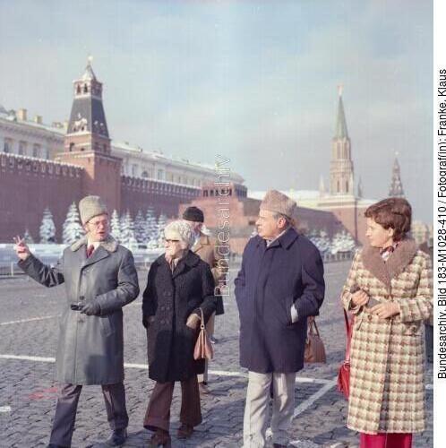 Moskau, Roter Platz, DDR-Delegation